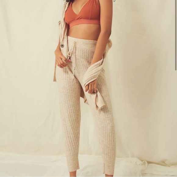 Free People Pants - Free People Around the Clock Jogger‎ in Oatmeal